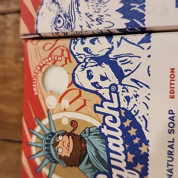 Dr. Squatch Limited Edition Freedom Fresh, Men's Natural Bar Soaps - Picture 9 of 11